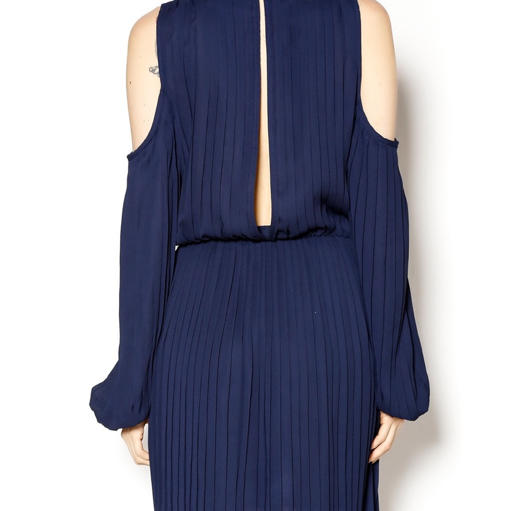Pleated Cold Shoulder Dress - Picture 2 of 3